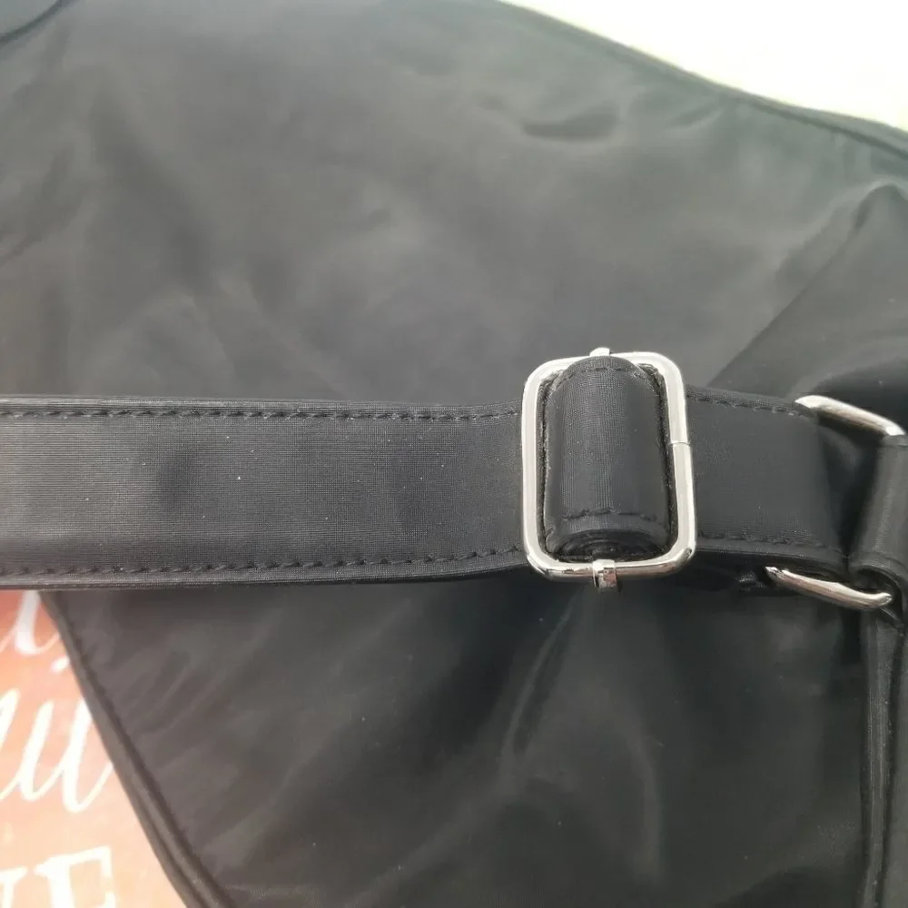 BLACK AMPLIFY SLING PACK - Picture 5 of 7
